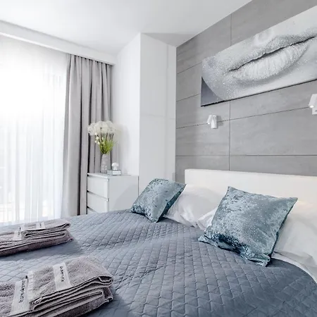 Apartment Linia Komfortu Gardenia Z Widokiem Na Morze Epapartamenty